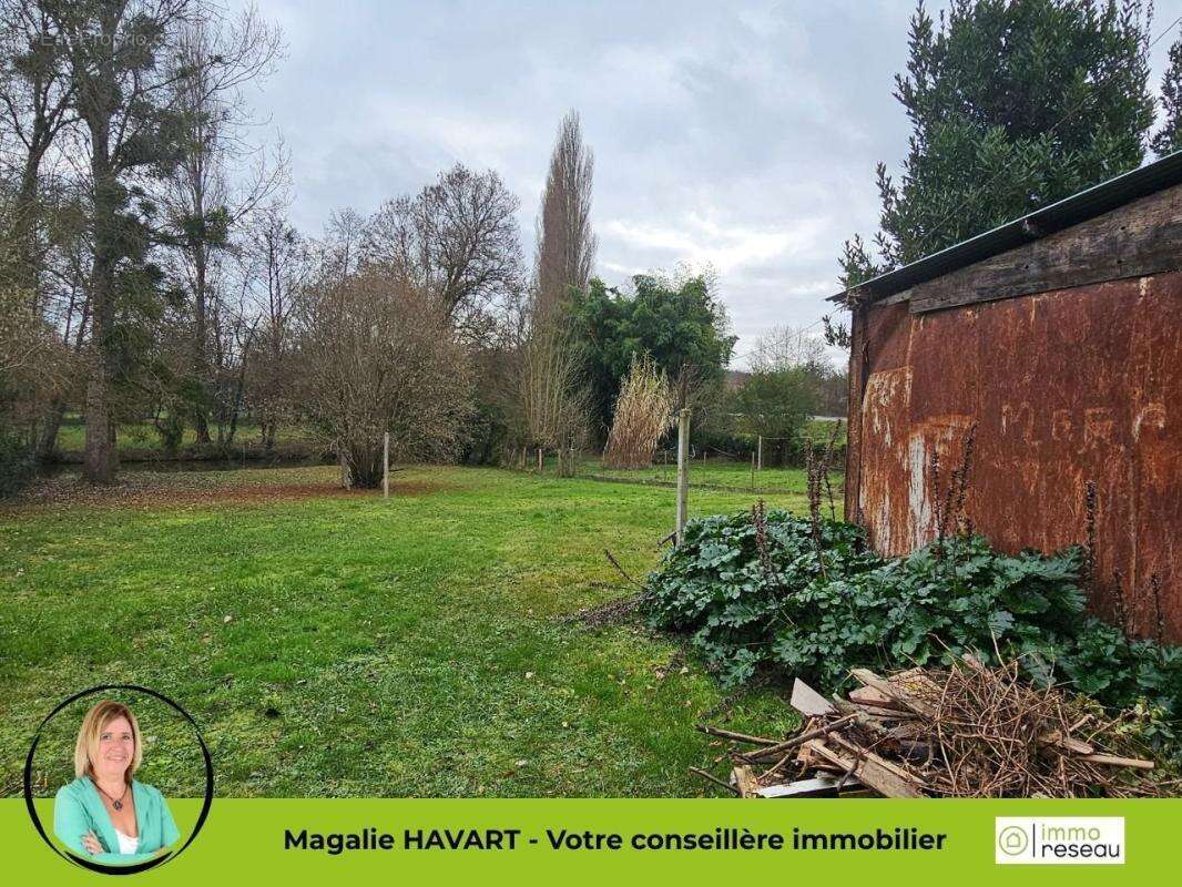 Maison à MEZIERES-EN-BRENNE