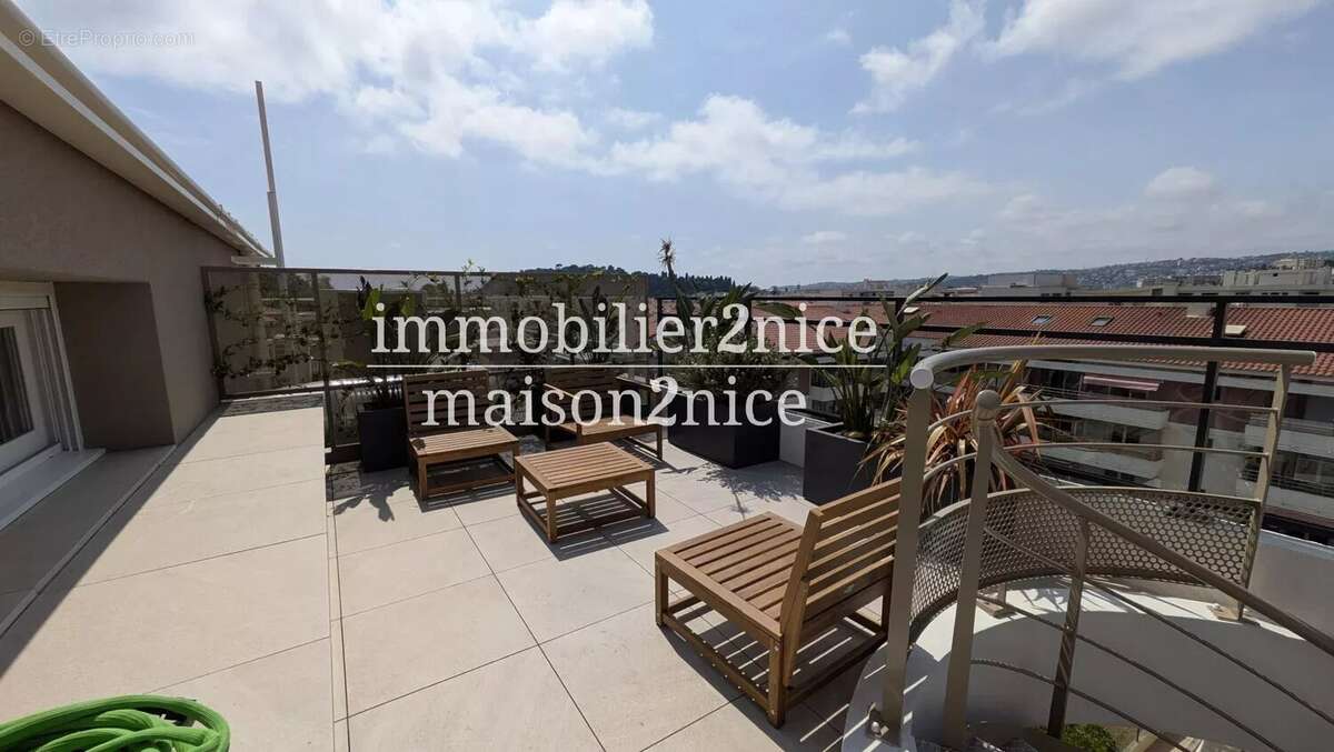 Appartement à NICE