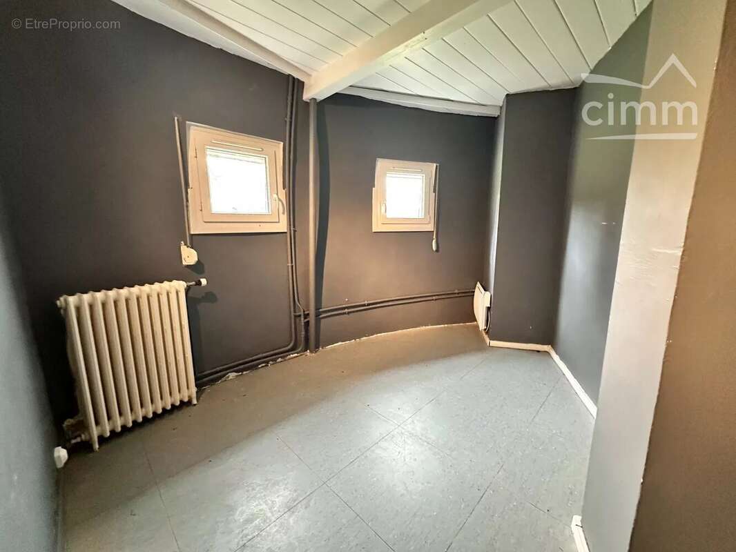 Maison à CONGIS-SUR-THEROUANNE