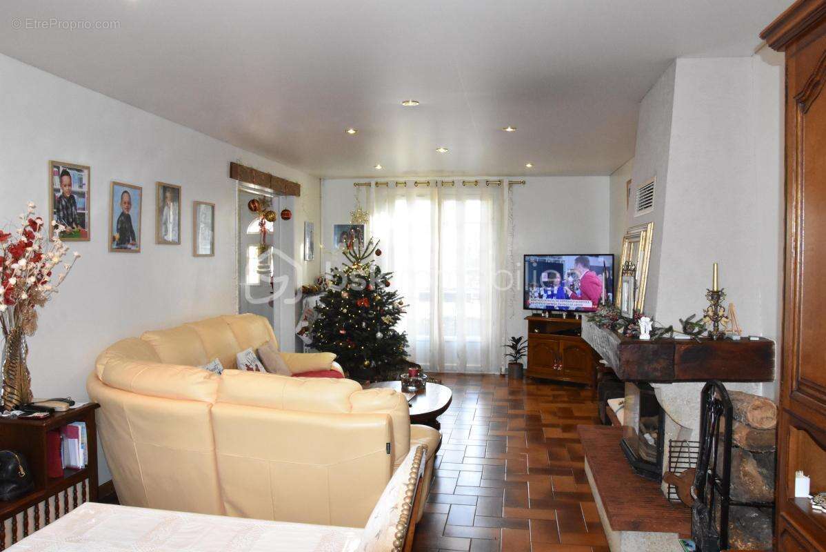 Maison à RIS-ORANGIS