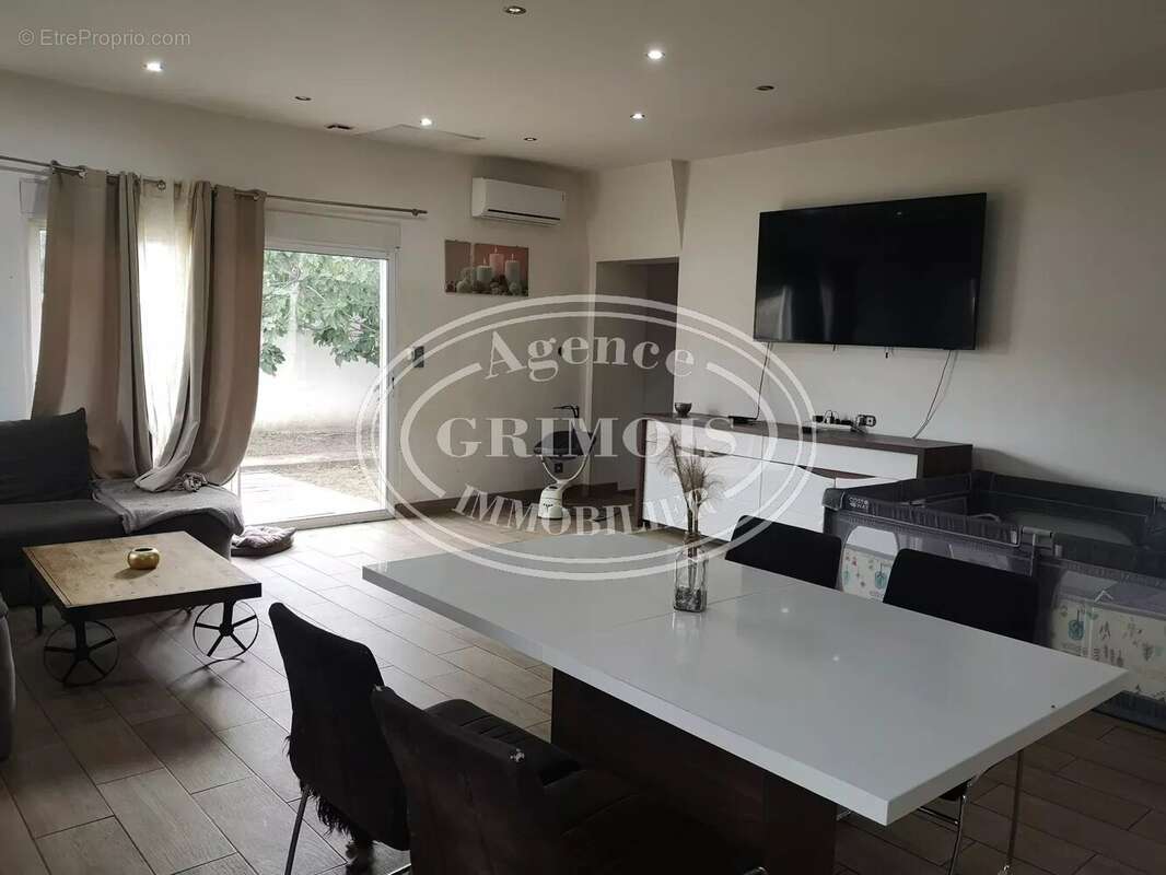 Maison à LEZIGNAN-CORBIERES