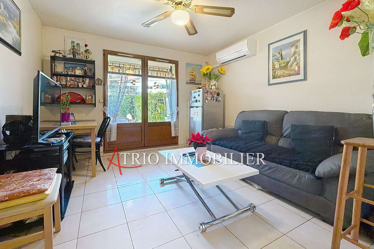Appartement à VILLENEUVE-LOUBET