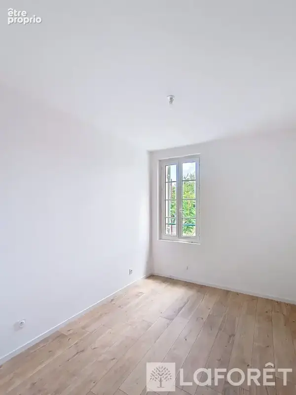 Maison Saint-martin-du-bois 5 pièce(s) - photo 7