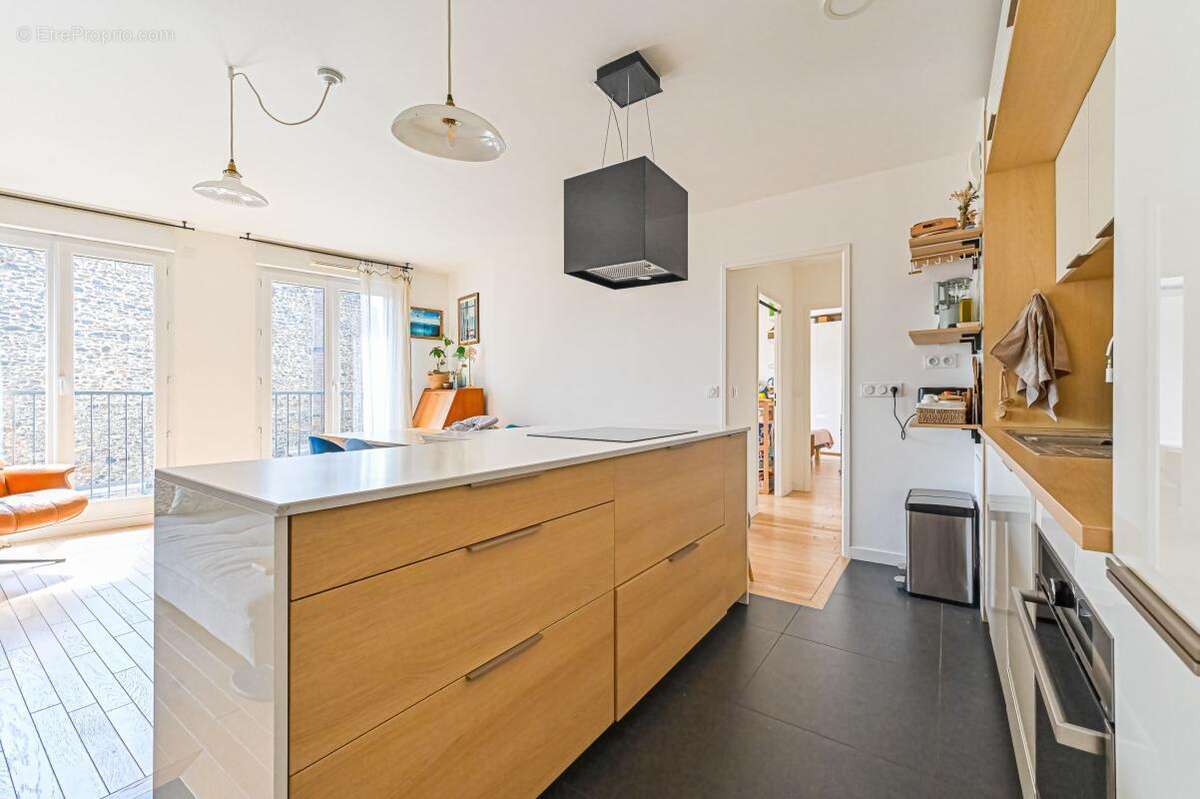 Appartement à PARIS-19E