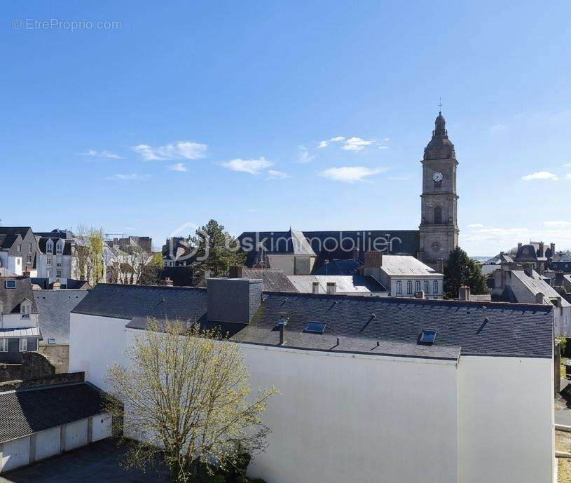 Appartement 63m² - 3 chambres - balcon - cave - Hyper centre Vannes - photo 7
