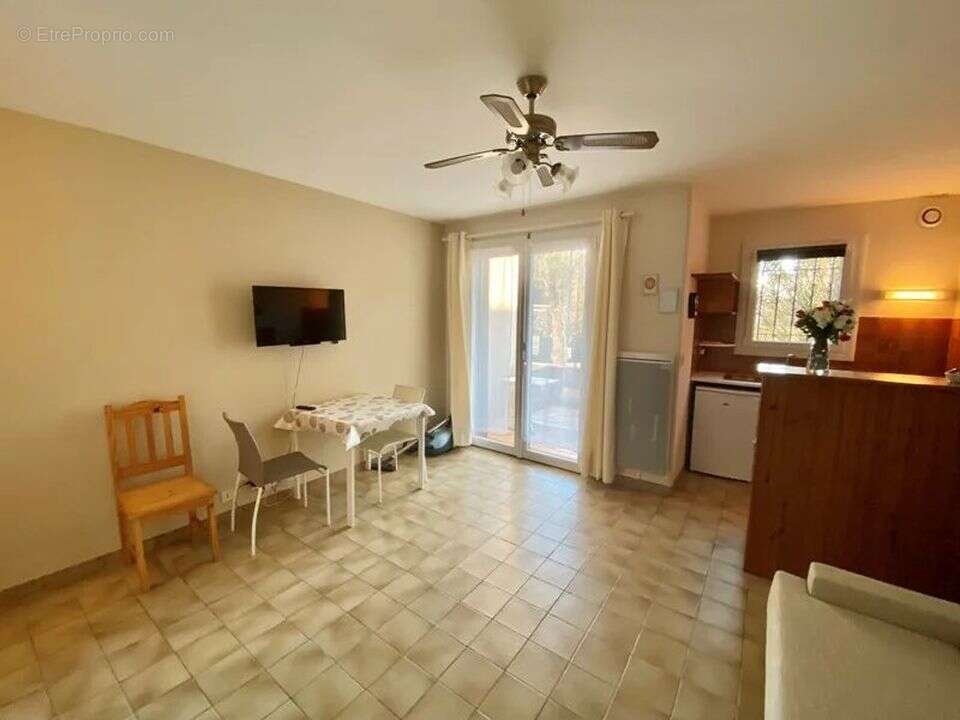 Appartement à GREOUX-LES-BAINS