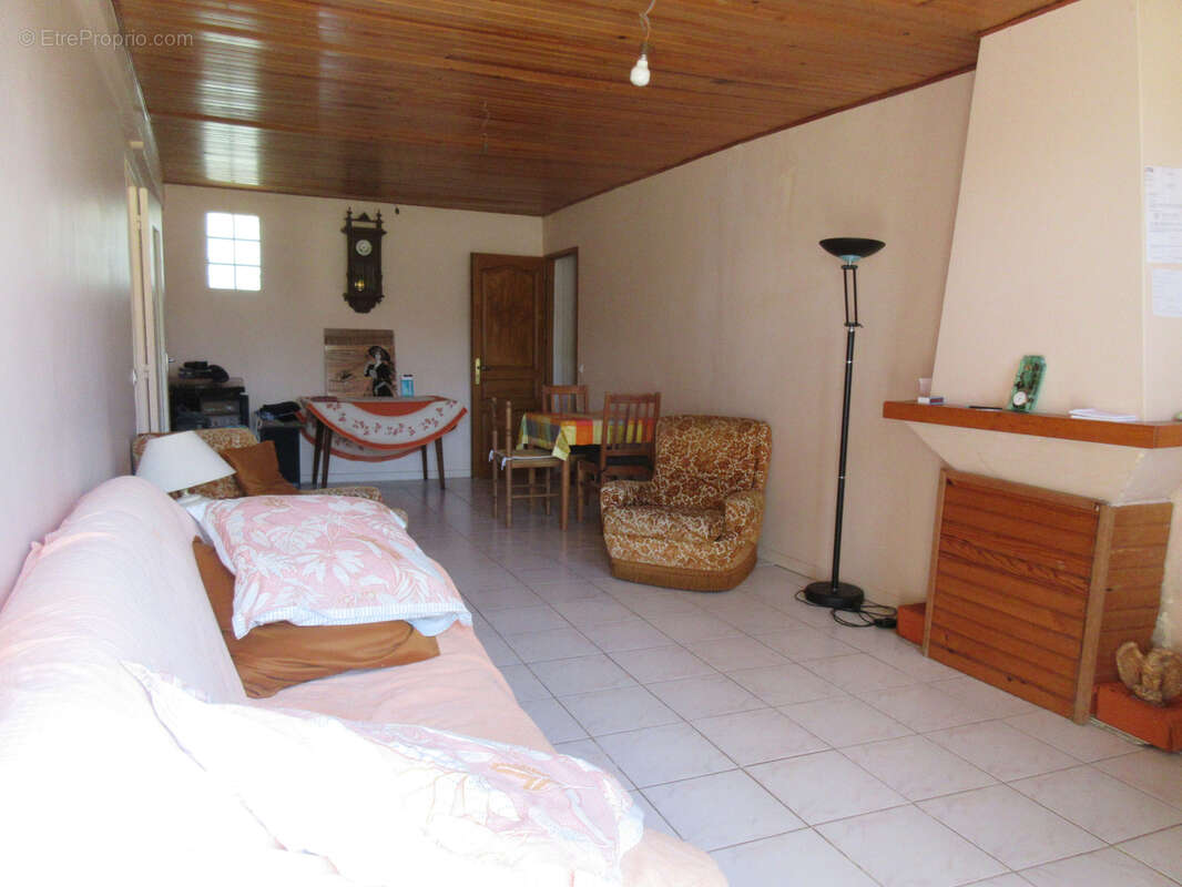 Maison à JOUY-SUR-MORIN