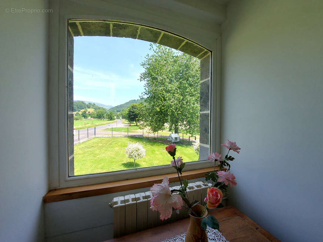 Maison à LAROQUEVIEILLE