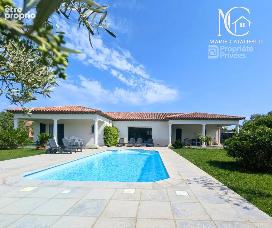 Villa plain pied avec piscine et double garage dans un quartier calme ! - photo 2