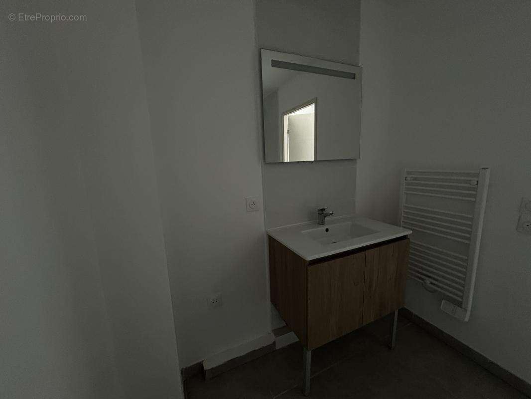 Appartement à MARSEILLE-9E
