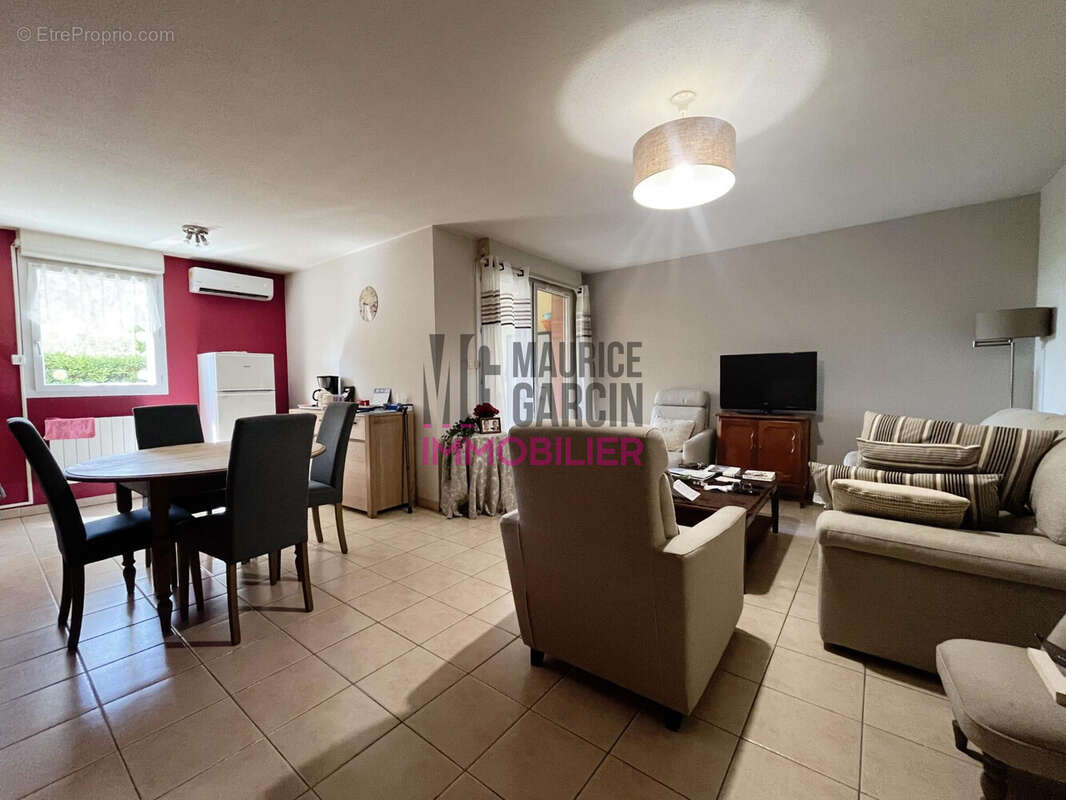 Appartement à L'ISLE-SUR-LA-SORGUE