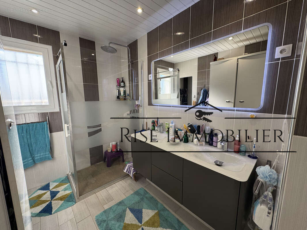 Maison à BIZE-MINERVOIS