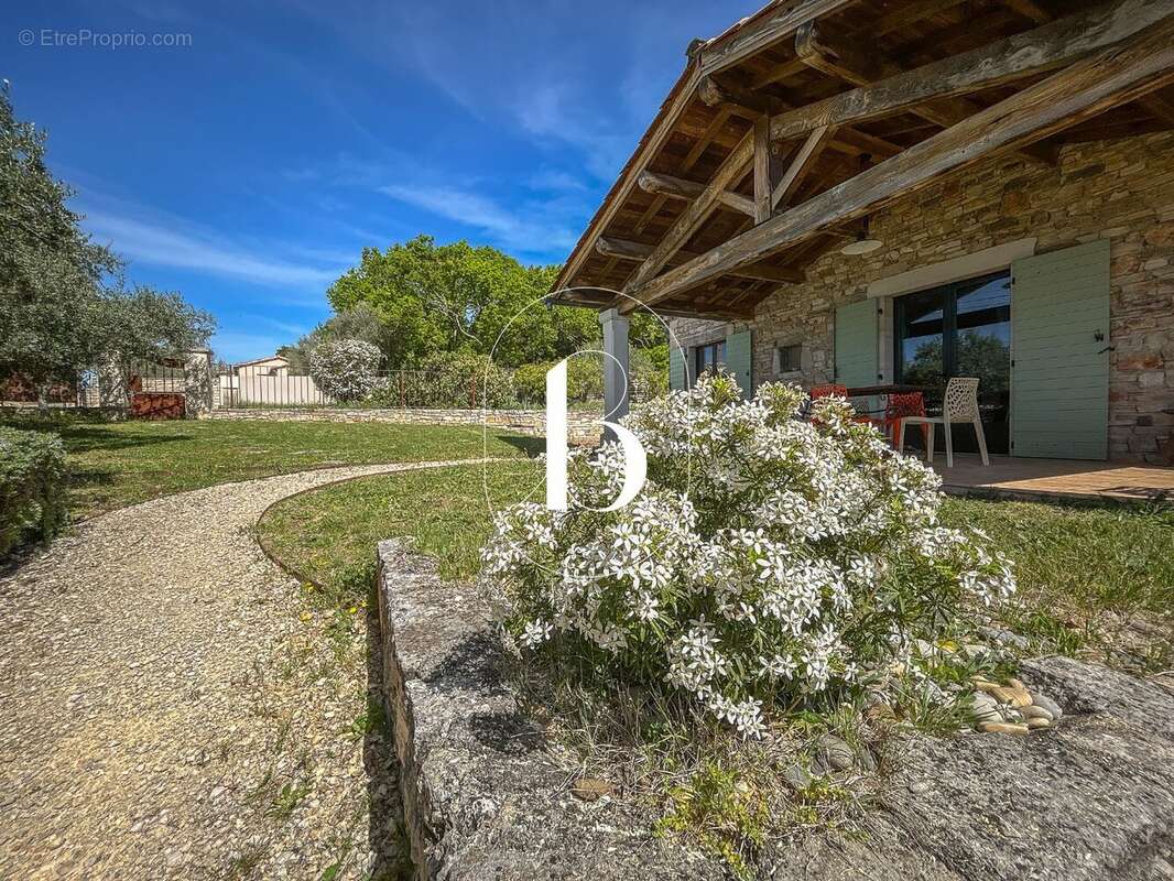 Maison à ORGNAC-L'AVEN