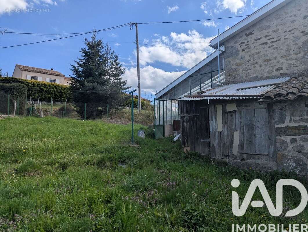 Maison 30 m² à Rochepaule  - photo 6
