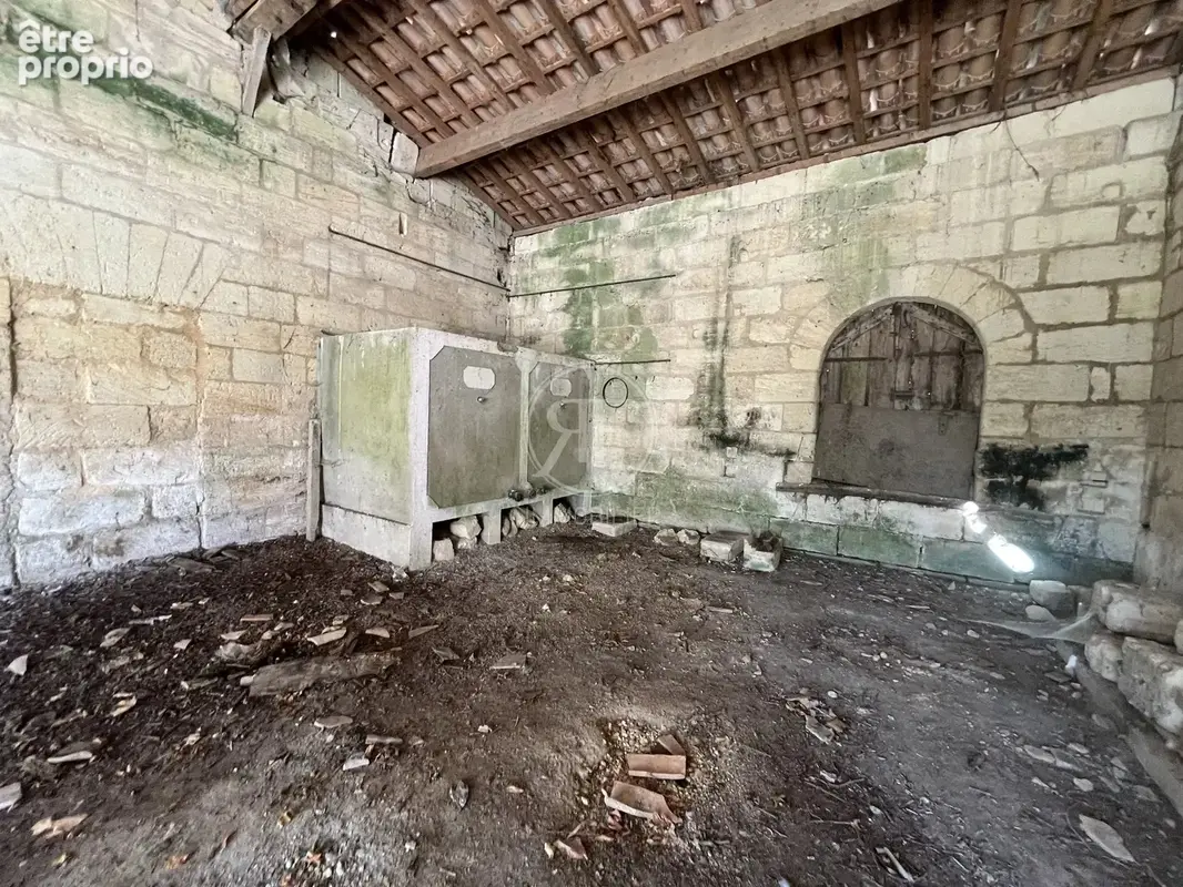 Maison en pierre avec dépendances et terrain de plus de 6 700 m² - photo 26