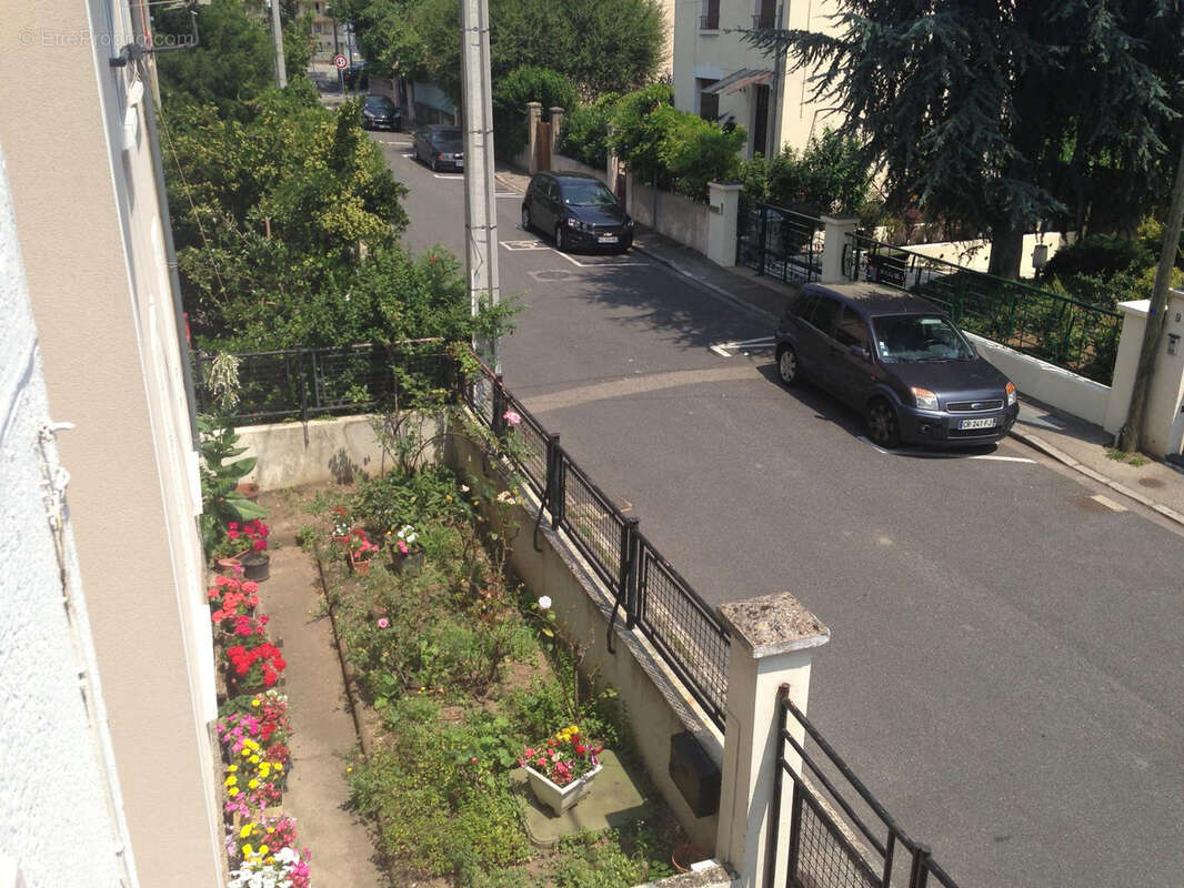 Appartement à LYON-8E