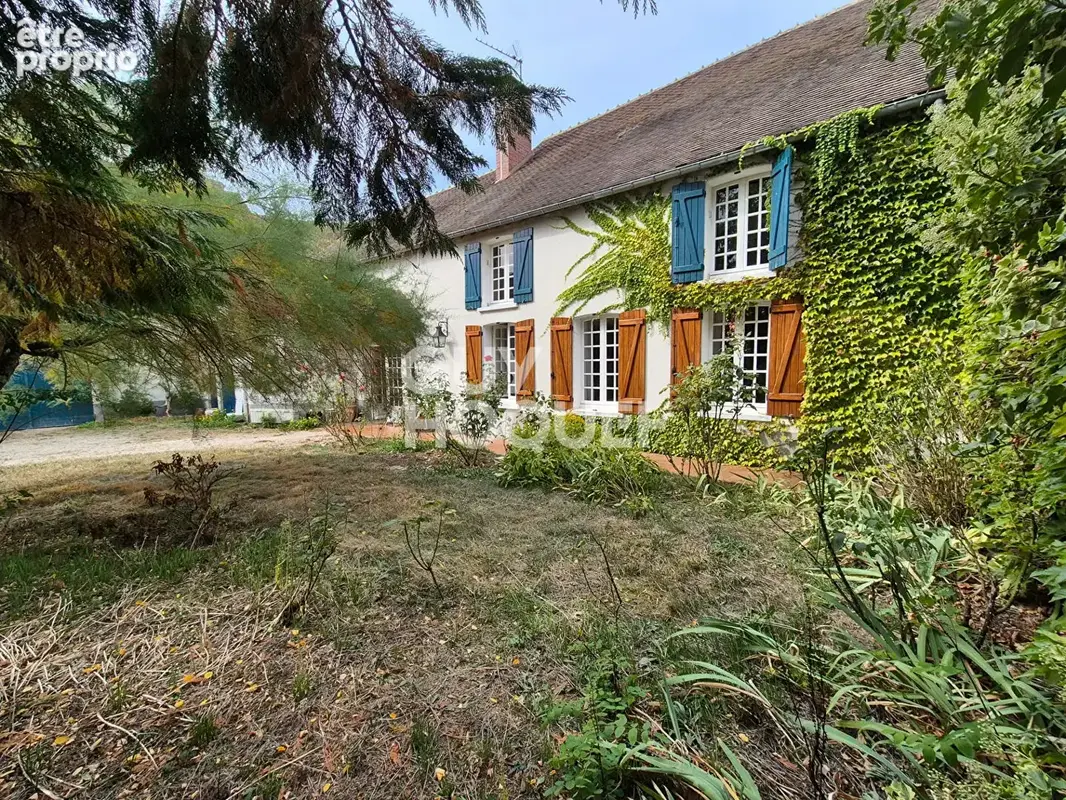 Photo Maison à Saint-Maurice-Thizouaille au prix de 298 000€