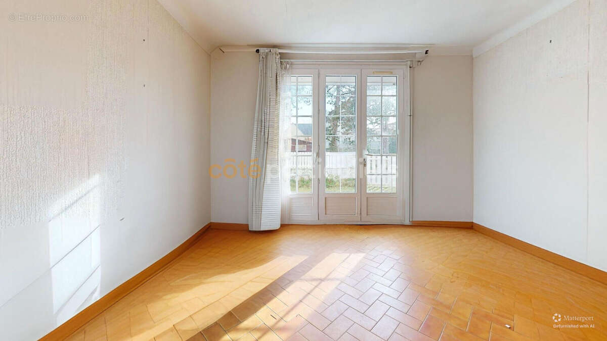 Maison à AGON-COUTAINVILLE