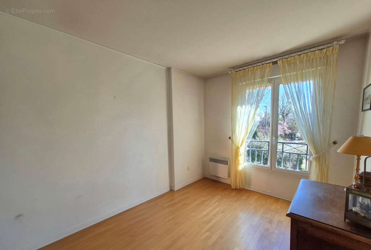 Appartement à THIAIS