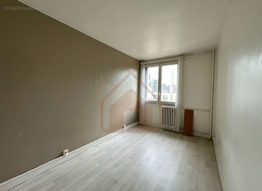 Appartement à IVRY-SUR-SEINE
