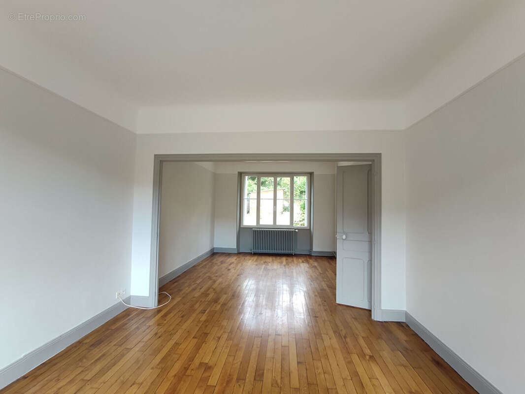 Maison à SAINTE-FEYRE