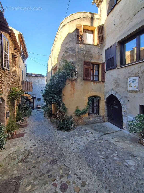 Maison à CAGNES-SUR-MER