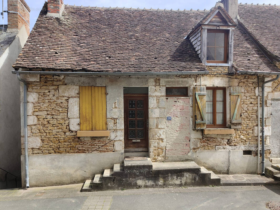 Maison à LA CHATRE
