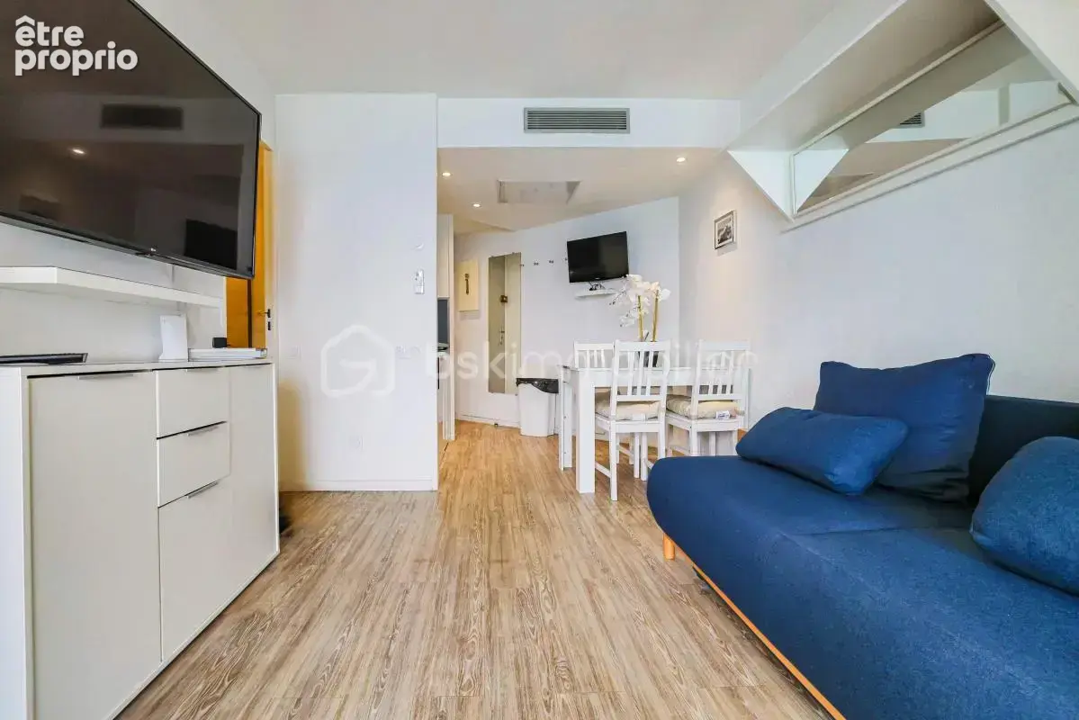 2 pièces rénové avec vue mer frontale et grande terrasse - photo 3