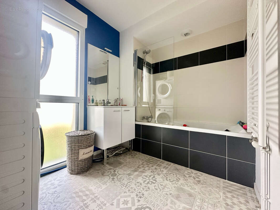 Maison à NOYAL-CHATILLON-SUR-SEICHE