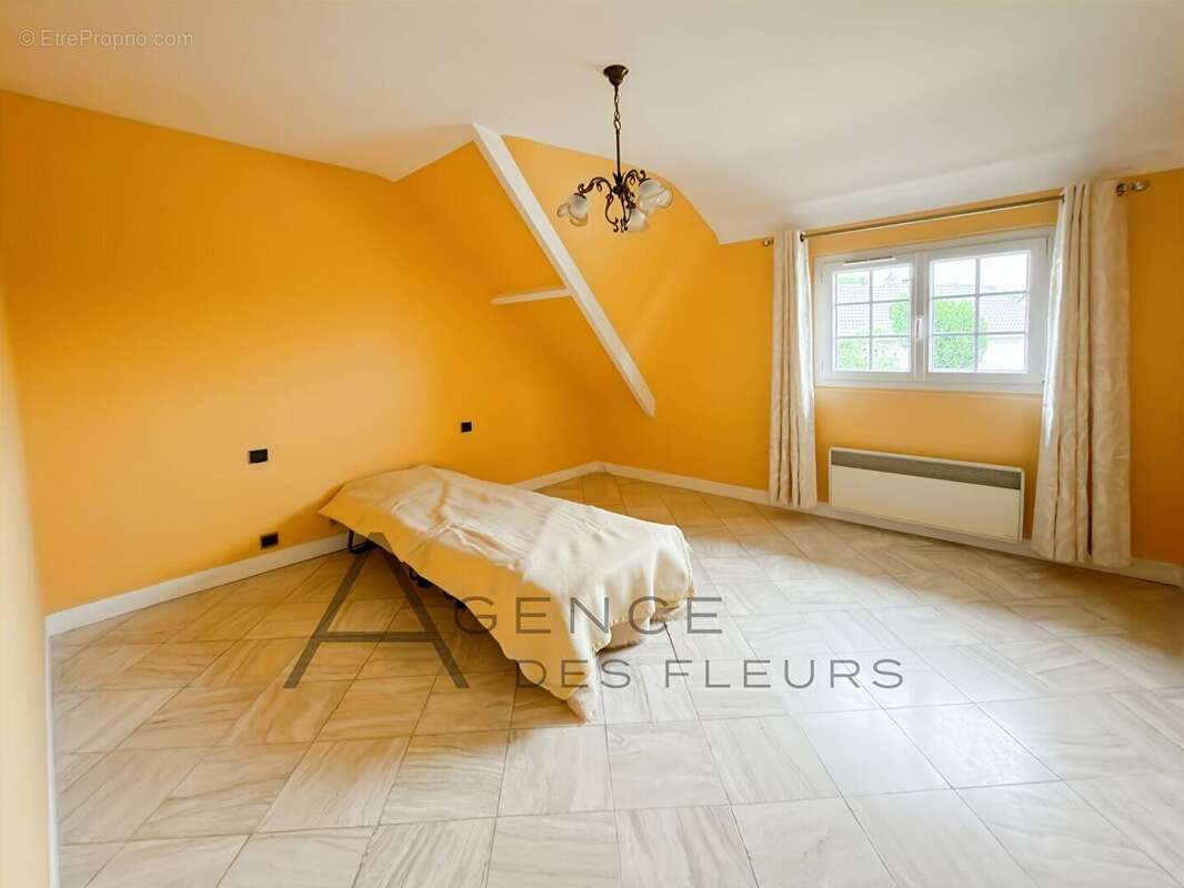Maison à SAINT-PIERRE-LES-ELBEUF