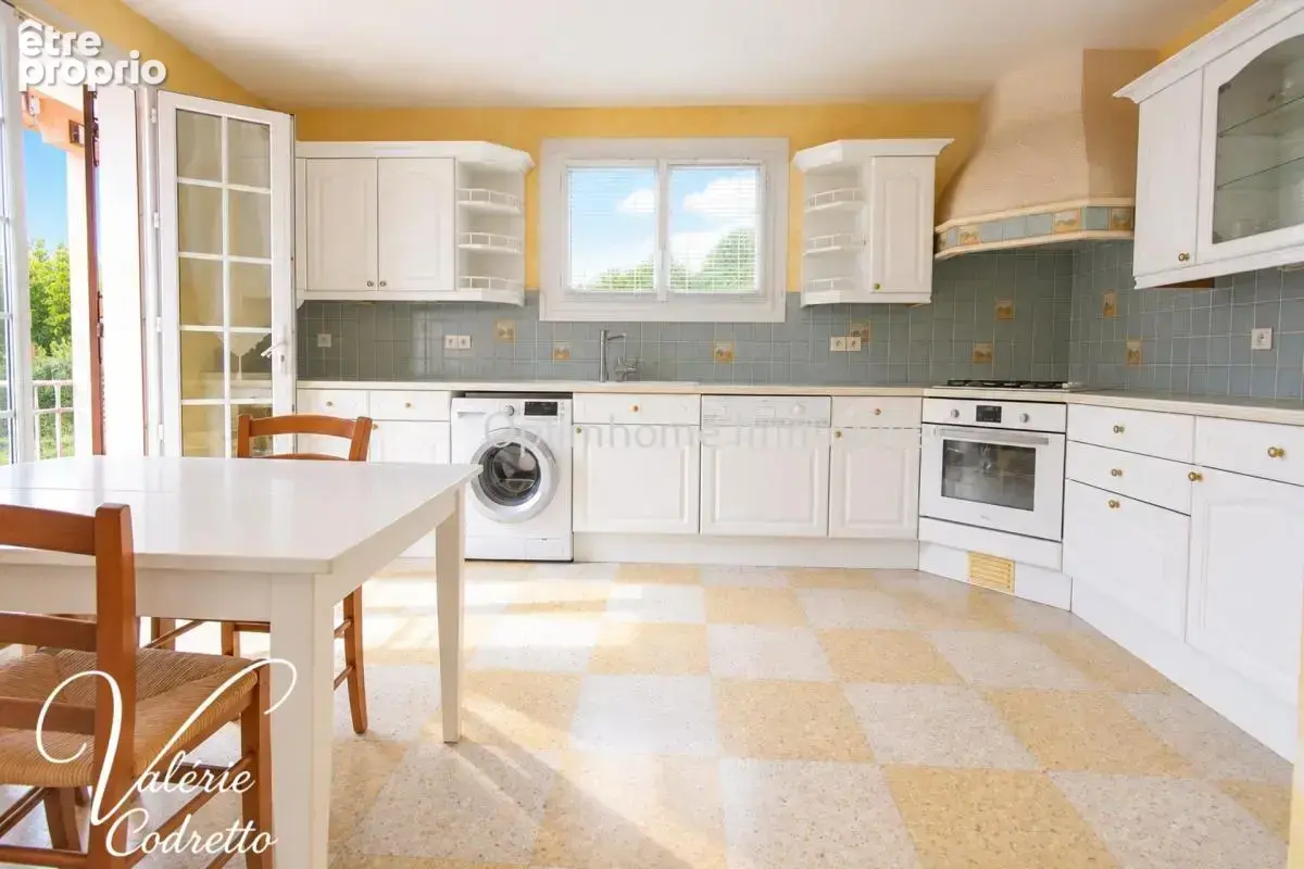 Villa 4 chambres à vendre à La Garde (83) 125 m² – Jardin, garage et combles aménagés - photo 17
