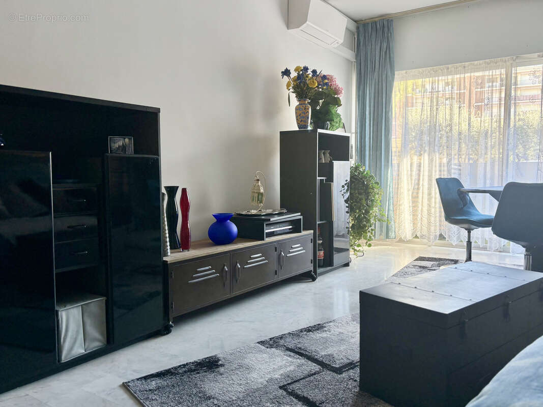 Appartement à ROQUEBRUNE-CAP-MARTIN