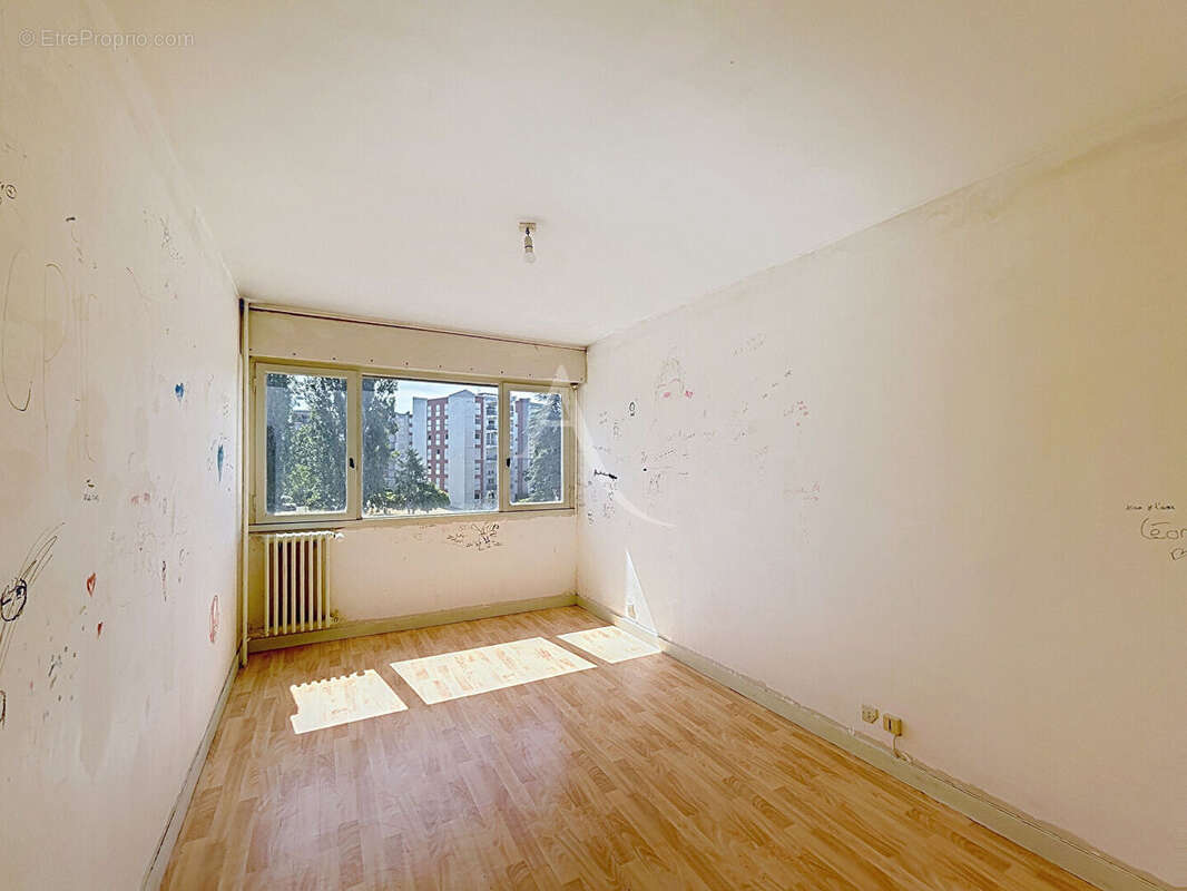 Appartement T3 de 70 m² évolutif en T4 , balcon et ascenseur , Fort potentiel , Angers - photo 5