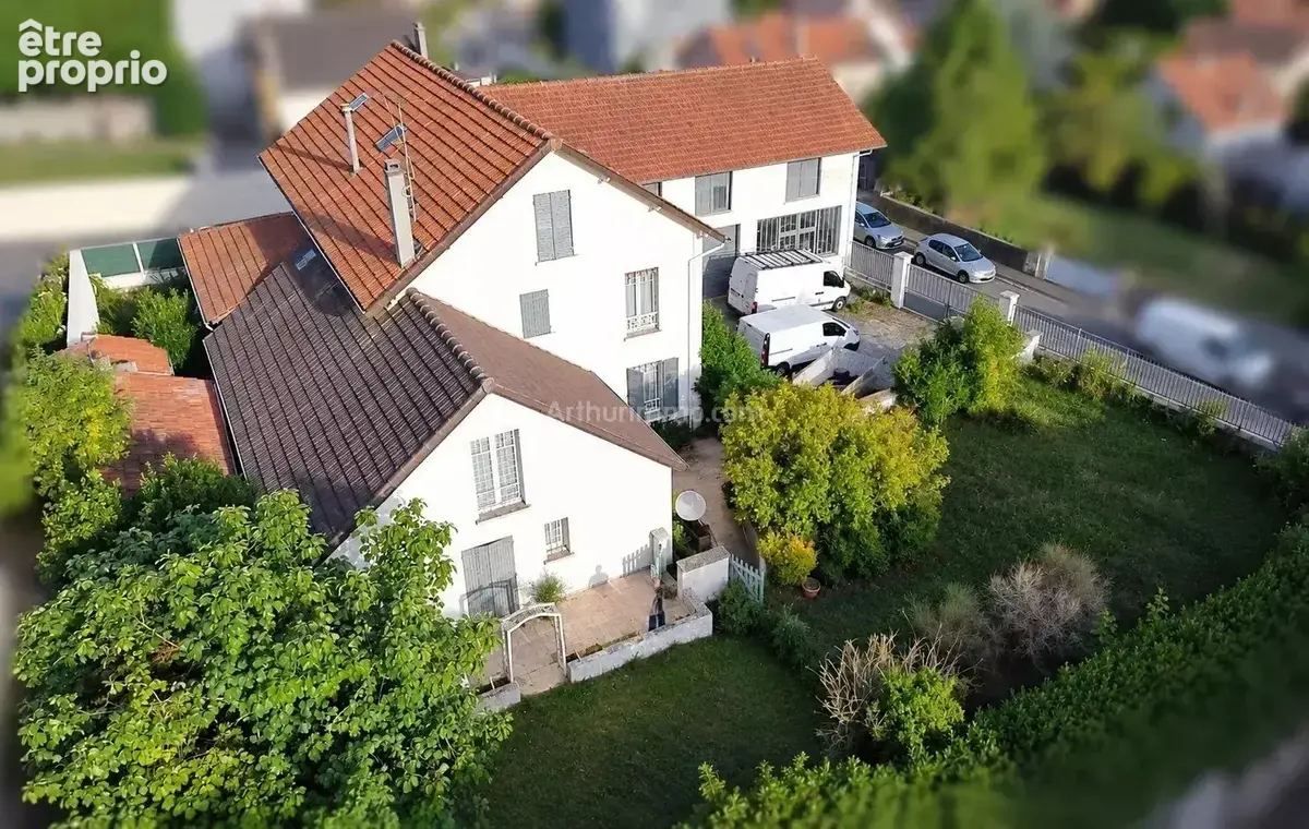 Maison à THORIGNY-SUR-MARNE