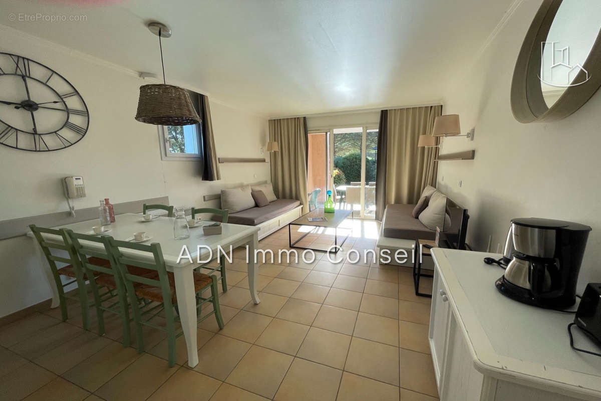 Appartement à MALLEMORT