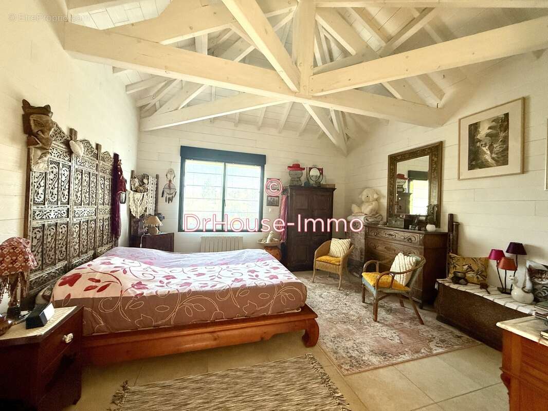 Maison à SAINT-SOZY