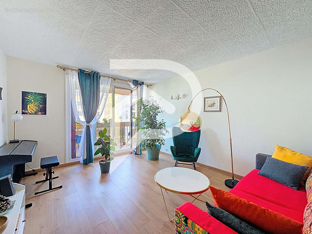 Appartement à COLOMIERS