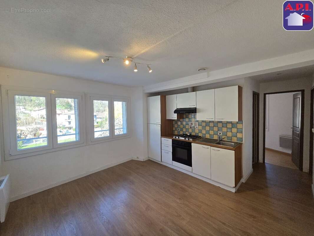 Appartement à AX-LES-THERMES