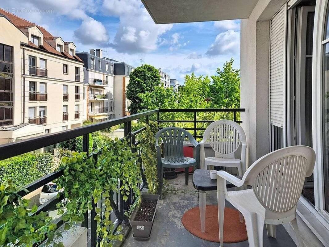 Photo 1 - Appartement à LE PLESSIS-TREVISE