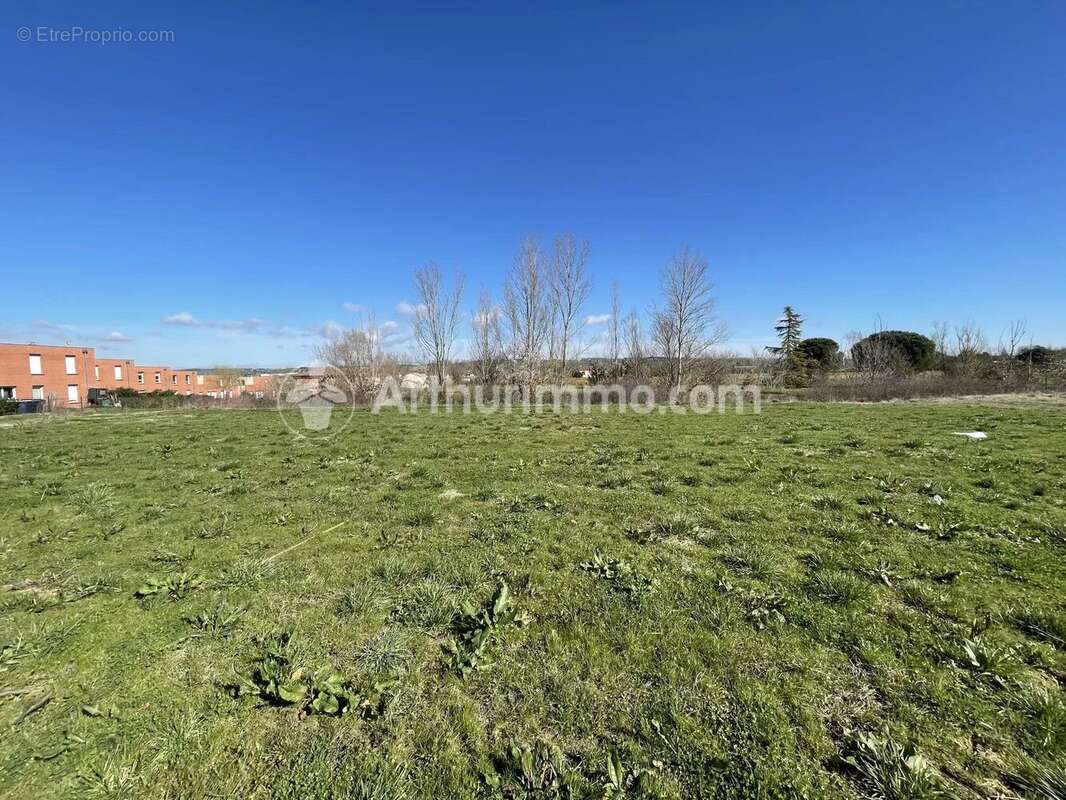 Terrain à GRAGNAGUE