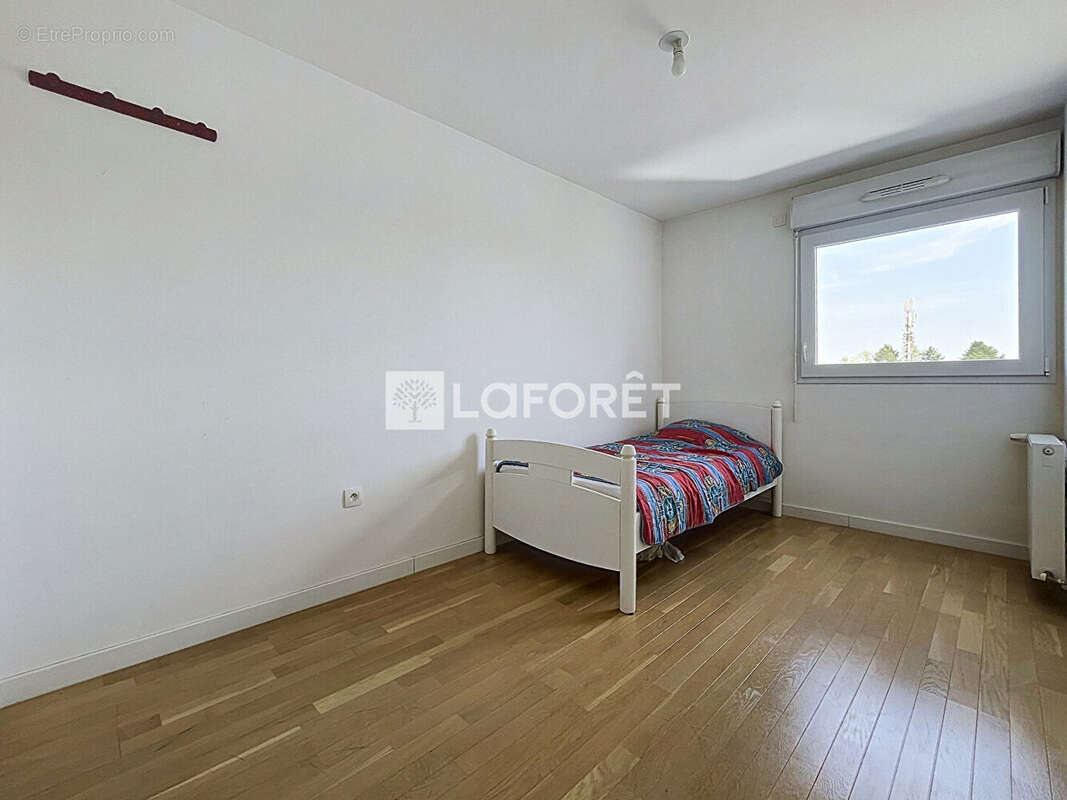 Appartement à CHENNEVIERES-SUR-MARNE