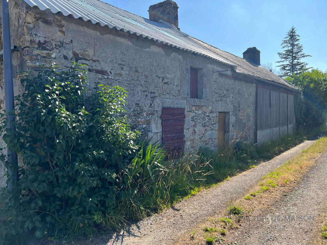 Maison à CLOHARS-CARNOET