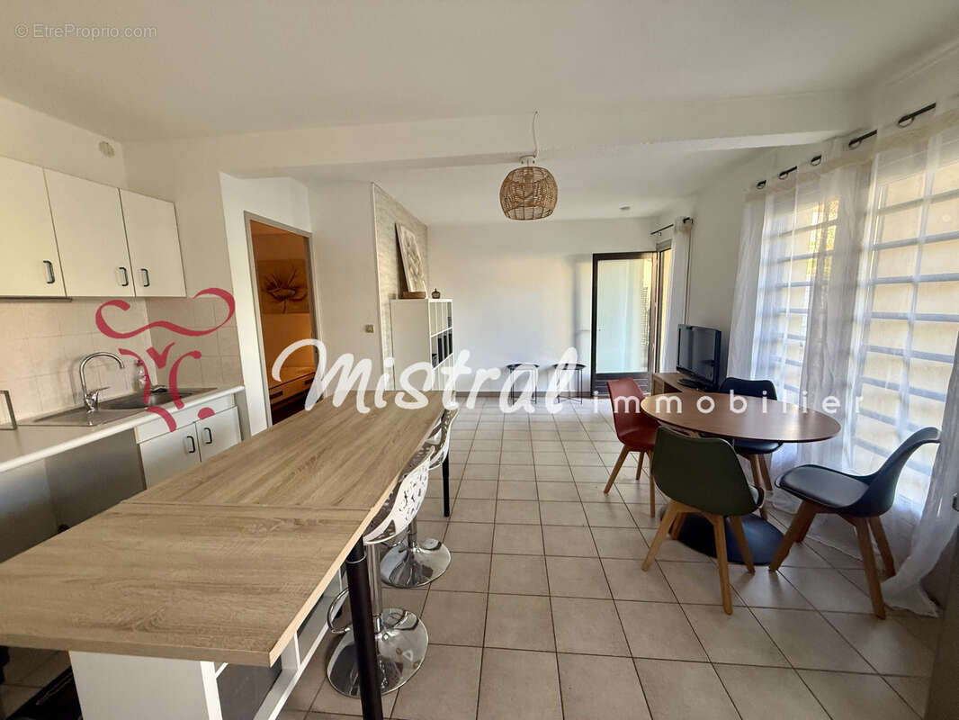 Appartement à AIGUES-MORTES