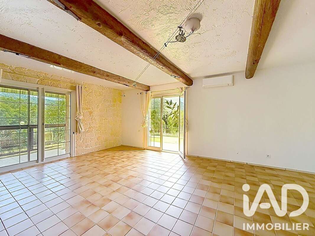 Photo 2 - Maison à LES ADRETS-DE-L'ESTEREL