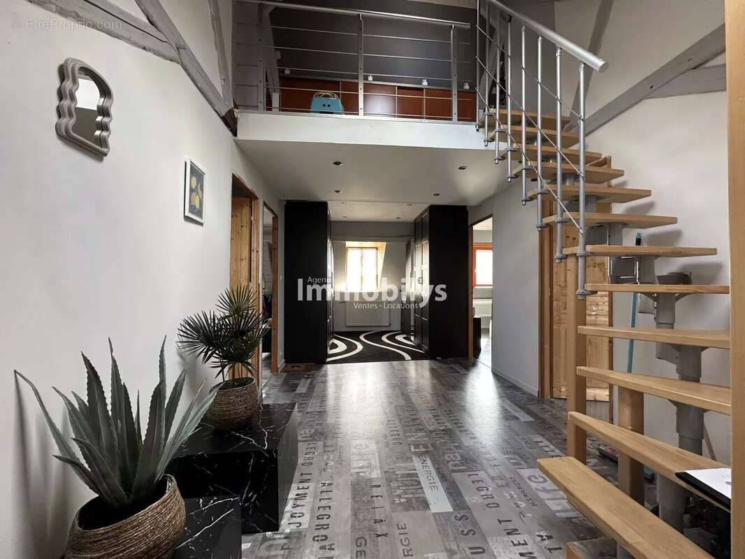 Maison à SIN-LE-NOBLE