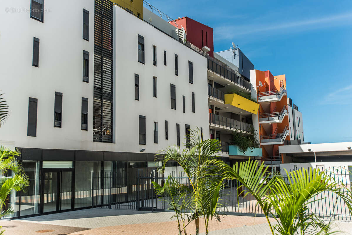 Commerce à SAINT-PIERRE