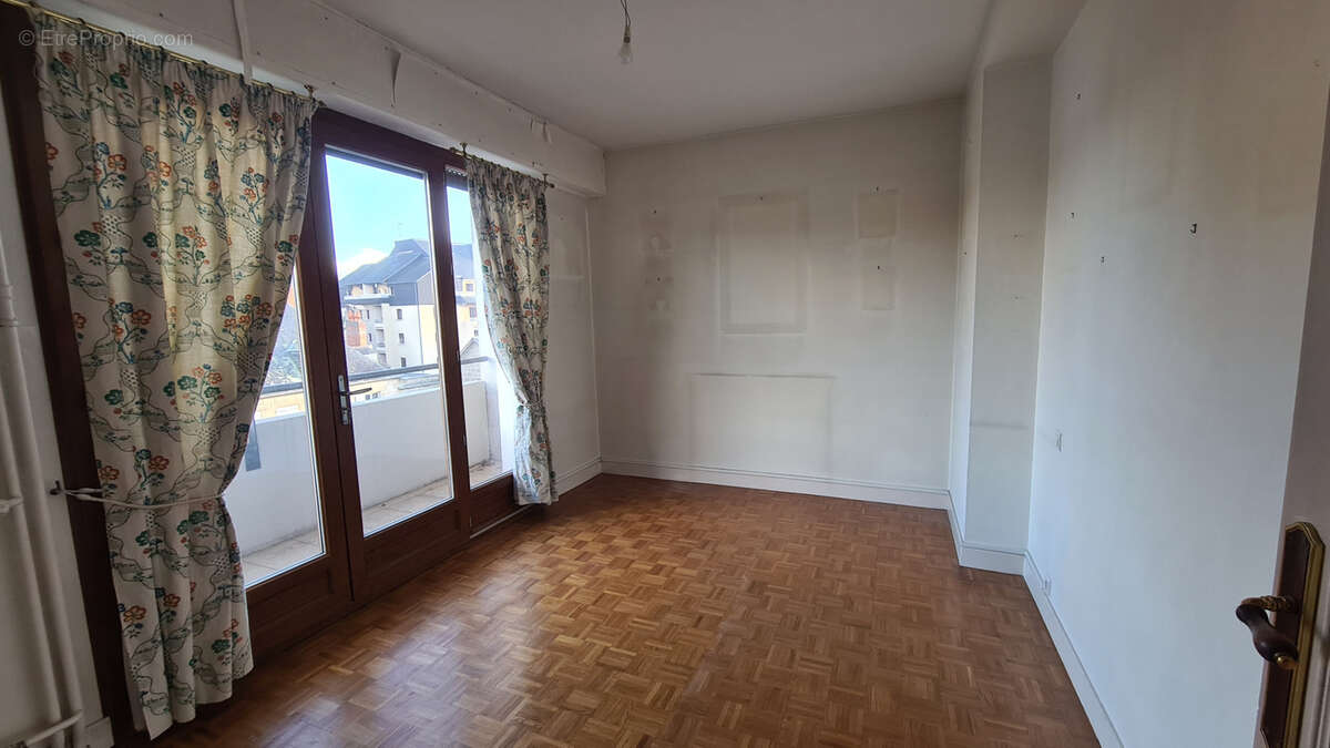Appartement à BRIVE-LA-GAILLARDE