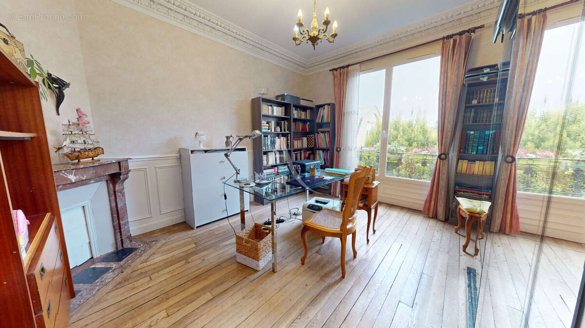 Appartement à VILLEMOMBLE