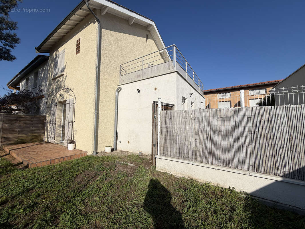 Maison à AUCAMVILLE