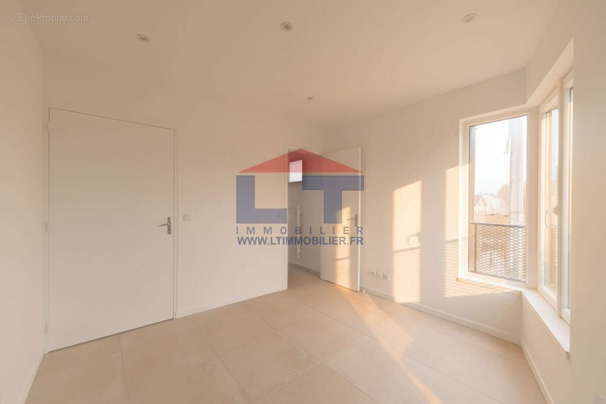 Appartement à MONTREUIL